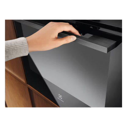 Electrolux 60cm Pyrolytic Single Oven with AITasteAssist