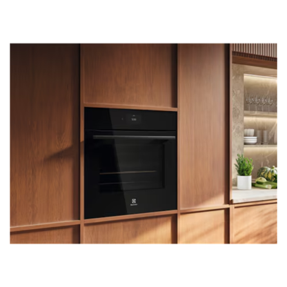 Electrolux 60cm Pyrolytic Single Oven with AITasteAssist