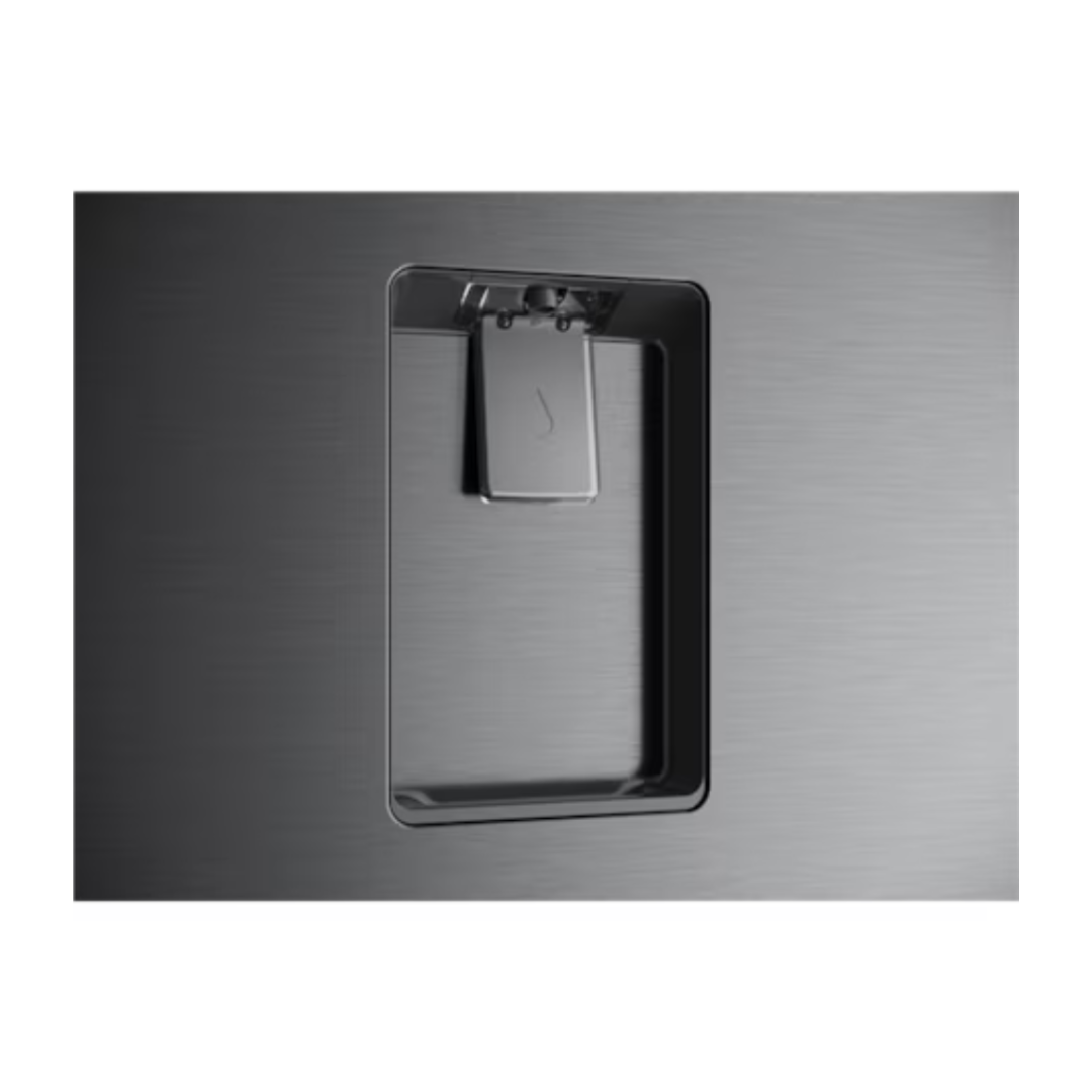 Westinghouse 564L Quad Door Fridge Non-Plumbed