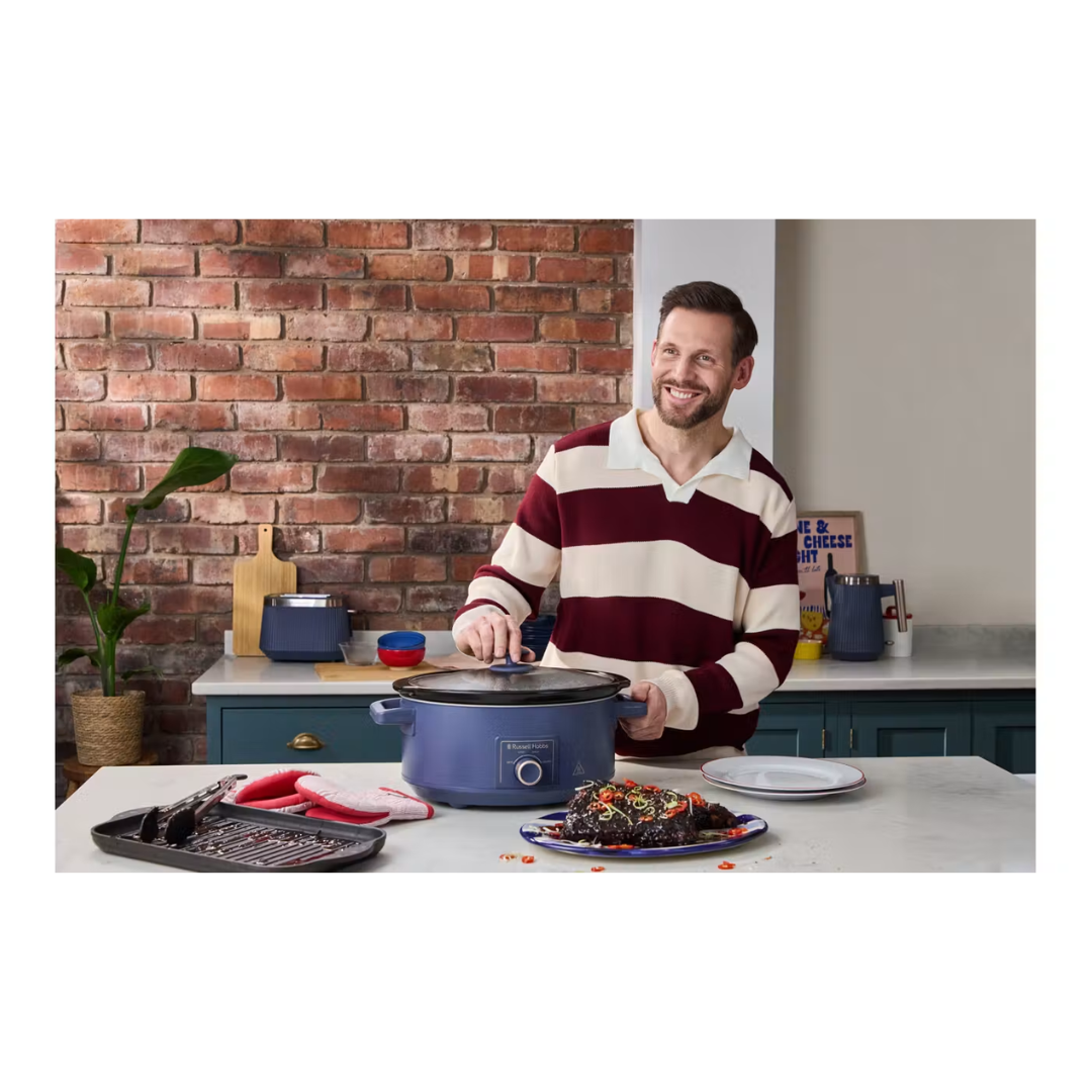 Russell Hobbs Bronte 7L Slow Cooker - Soft Navy