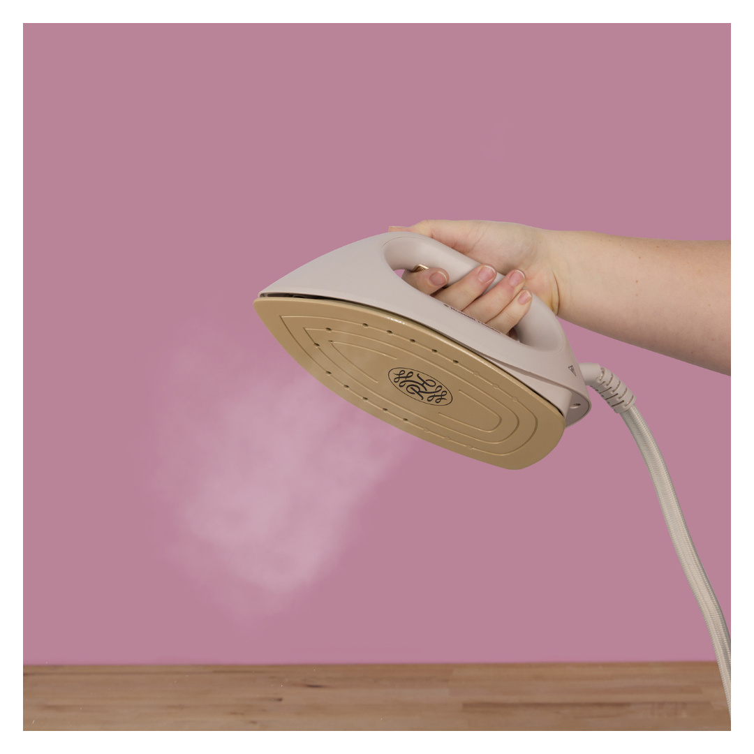 Russell Hobbs Fabric Luxe Steam Generator - Stone