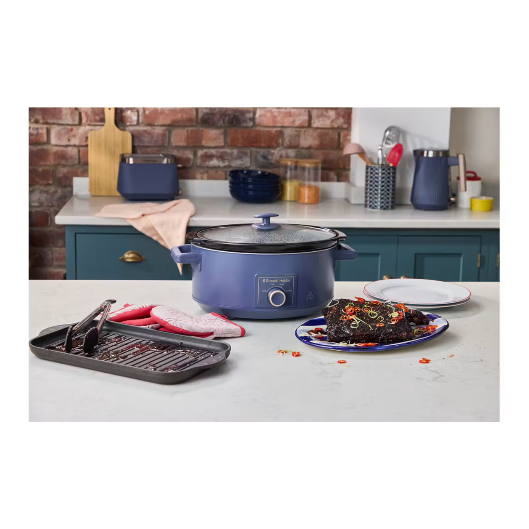 Russell Hobbs Bronte 7L Slow Cooker - Soft Navy