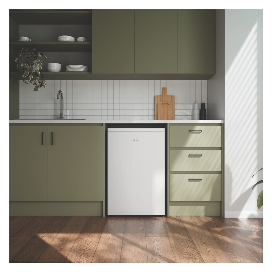 Haier 300 Series 114L Bar Fridge