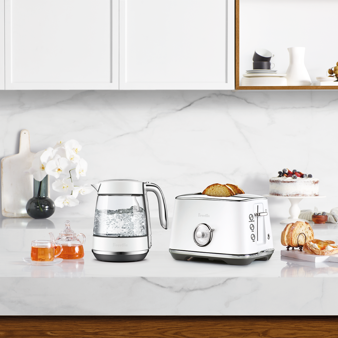 Breville The Crystal Luxe Duo Toaster & Kettle Breakfast Pack