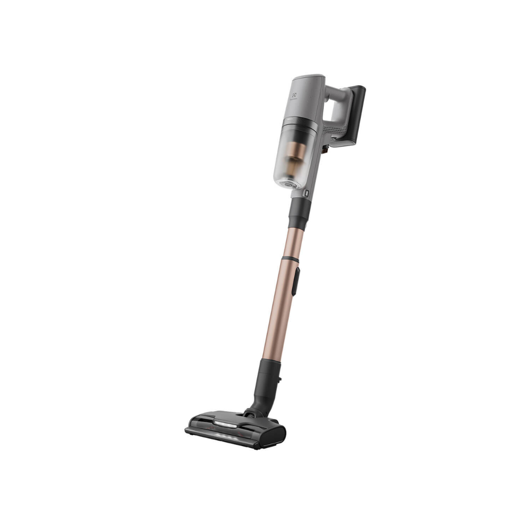 Electrolux 800 series cordless vacuum with PetPro+/Pet Nozzle, showing it's sleek design, light framework and ergonomic design.