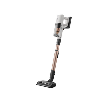 Angle view of the Electrolux 800 series cordless stick vacuum with a cleaning station, showing sleek design, and good quality build. 