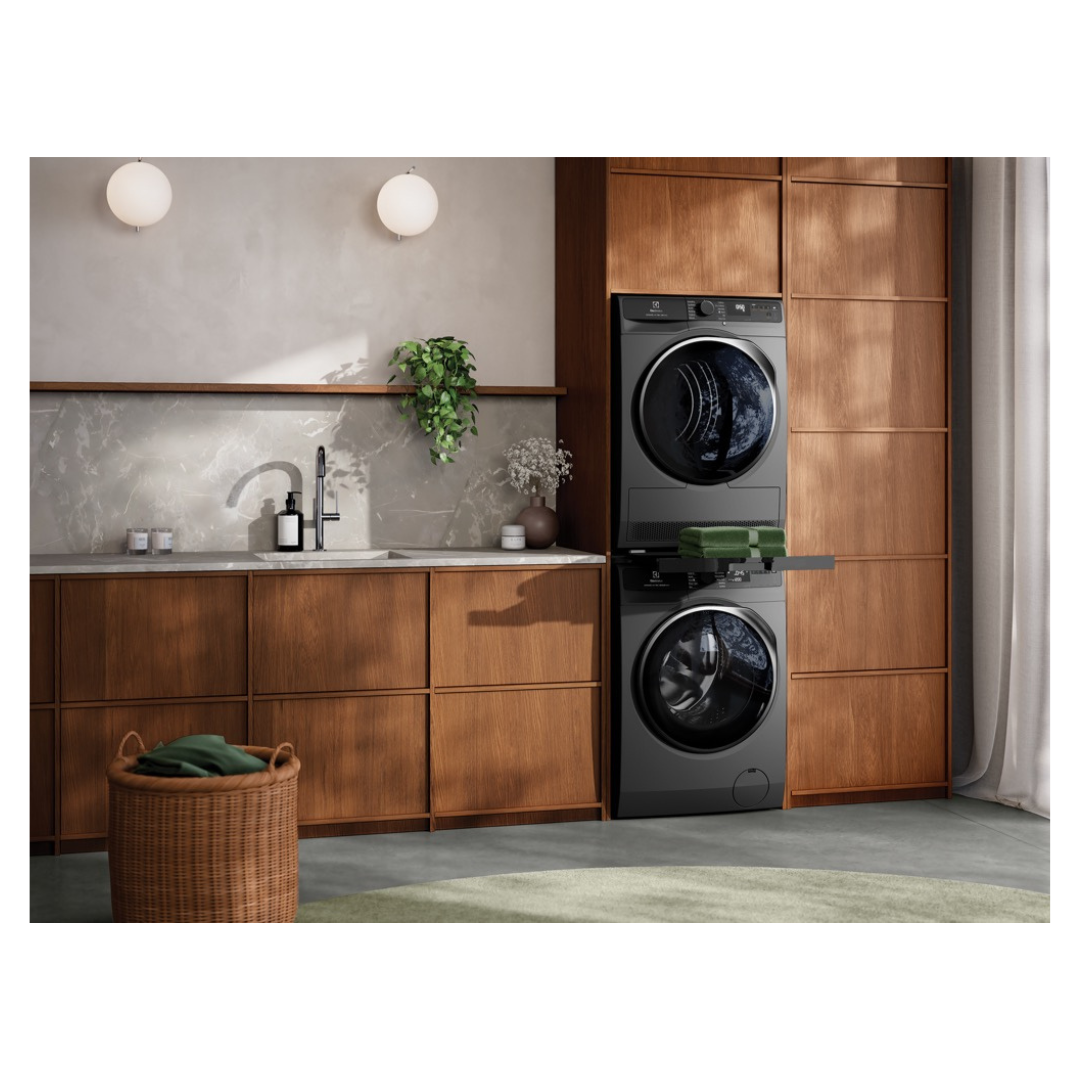 Electrolux 9kg Front Load Washing Machine