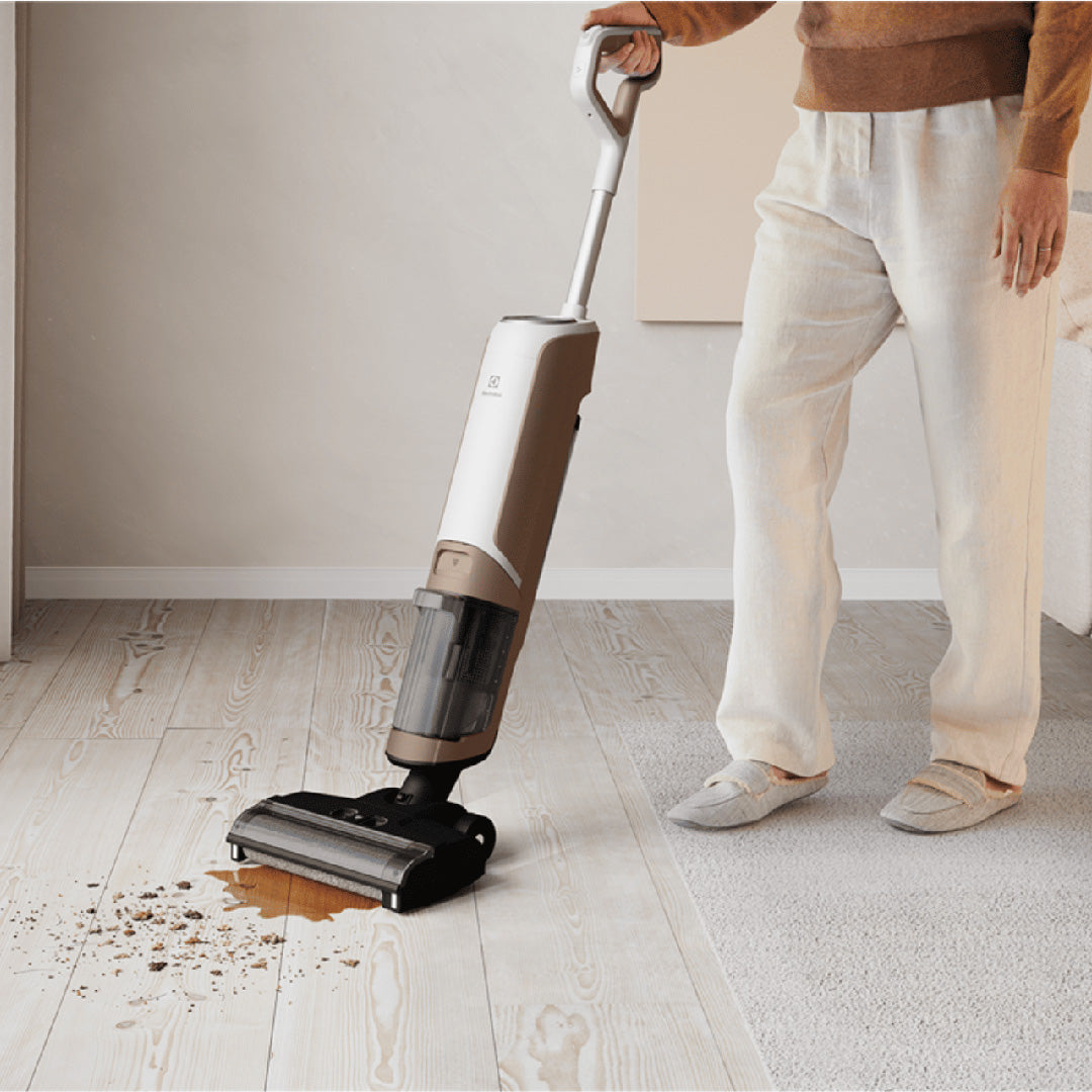 Electrolux Floorcare UltimateHome 700 Wet & Dry Vacuum - EFW71311 image_5