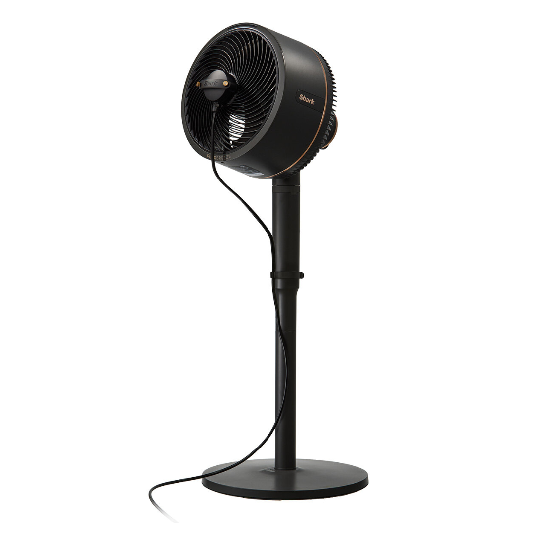 Shark FlexBreeze Fan with Misting attachmen