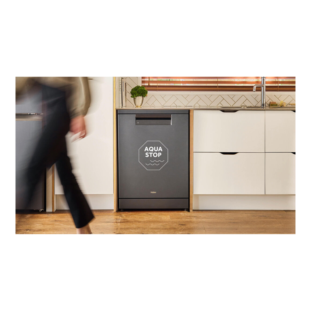 Haier 15 Place Setting Silver Steel Freestanding Dishwasher