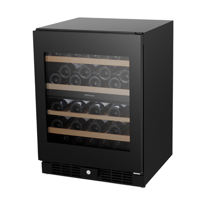 Angled view of the Hisense 46 bottle dual-zone wine cabinet in a lack finish, showing the glass door, organised wooden shelves and the top and right panels. 