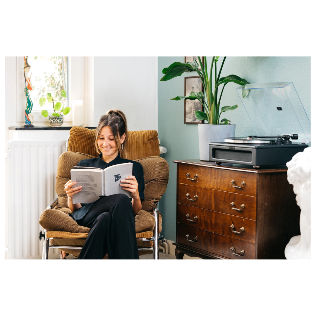 Lenco Leather Turntable with 4 Built-in Bluetooth Speakers