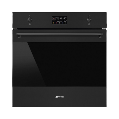Smeg 60cm Pyrolytic Single Oven in a matte black finish